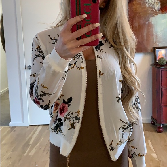 Tiger Bomber Jacket - Picture 3 of 8